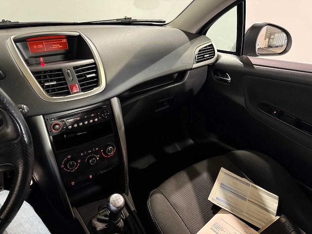 Peugeot 207 cc 1.6 vti noir & blanc, 5-xfz-12 - afbeelding 3 van  13