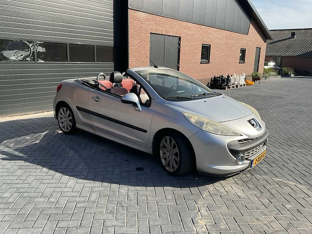 Peugeot 207 cc 1.6 vti personenauto - afbeelding 1 van  27