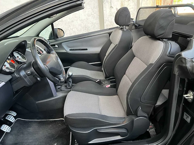 Peugeot 207 cc 1.6 vti première 120pk 2007, 42-xt-gv - afbeelding 20 van  30