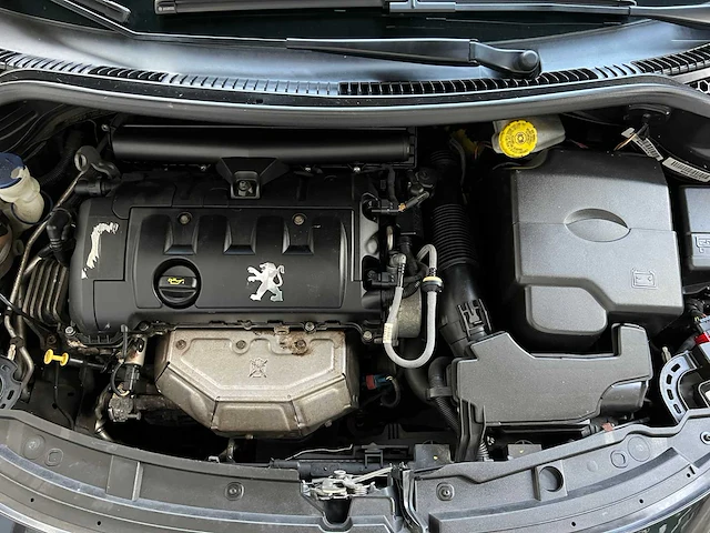 Peugeot 207 cc 1.6 vti première 120pk 2007, 42-xt-gv - afbeelding 24 van  30