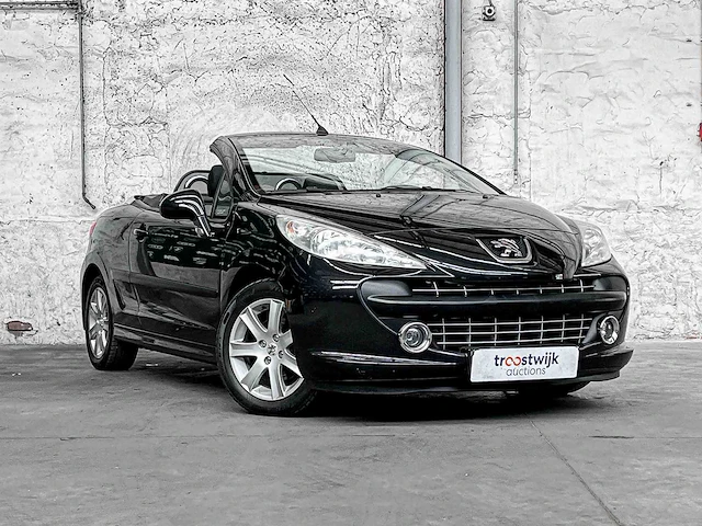 Peugeot 207 cc 1.6 vti première 120pk 2007, 42-xt-gv - afbeelding 26 van  30