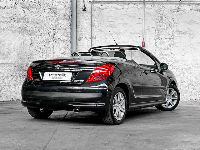 Peugeot 207 cc 1.6 vti première 120pk 2007, 42-xt-gv - afbeelding 30 van  30