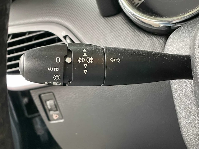 Peugeot 207 cc 1.6 vti première 120pk 2008, 15-zp-jv - afbeelding 13 van  28