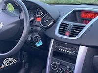 Peugeot 207 cc (cabrio) 1,6 liter (120 pk) uit 2008 - afbeelding 4 van  33