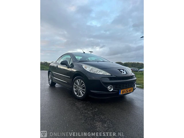 Peugeot 207 cc (cabrio) 1,6 liter (120 pk) uit 2008 - afbeelding 12 van  33