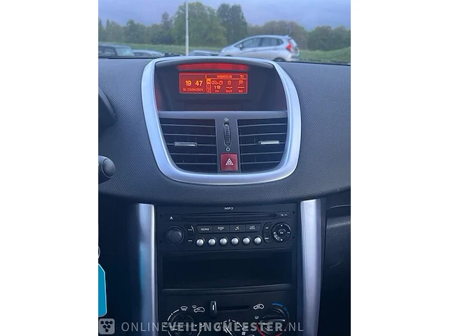 Peugeot 207 cc (cabrio) 1,6 liter (120 pk) uit 2008 - afbeelding 27 van  33