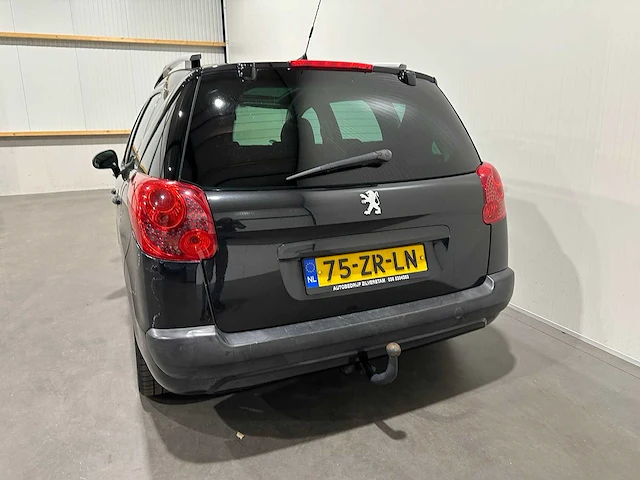 Peugeot 207 sw 1.4 vti xs 75-zr-ln - afbeelding 17 van  22