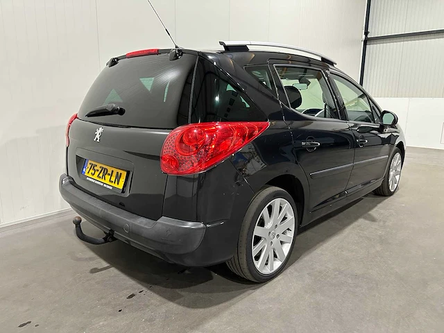 Peugeot 207 sw 1.4 vti xs 75-zr-ln - afbeelding 18 van  22