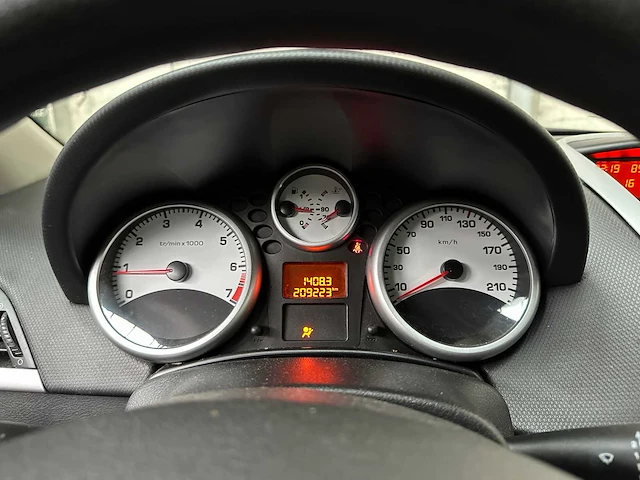 Peugeot 207 sw 1.4 x-line 73pk 2008, 08-xt-gx - afbeelding 15 van  36