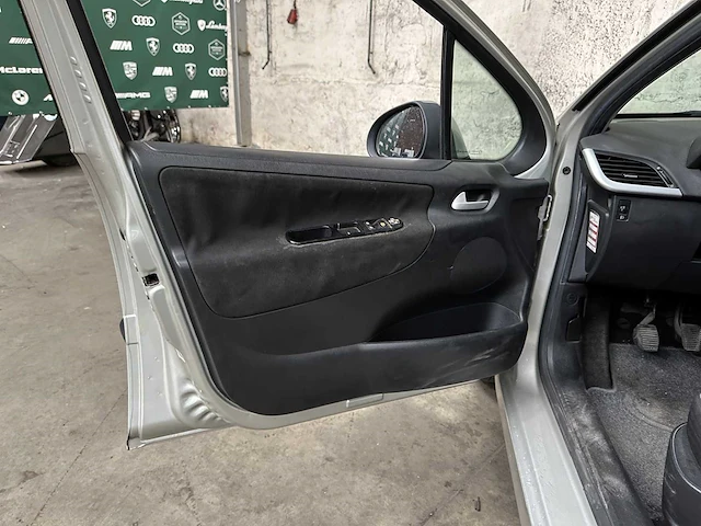 Peugeot 207 sw 1.4 x-line 73pk 2008, 08-xt-gx - afbeelding 19 van  36