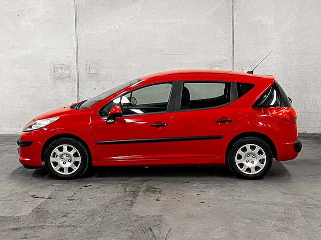 Peugeot 207 sw 1.4 xr 73pk 2007, 06-xz-nz youngtimer - afbeelding 16 van  30