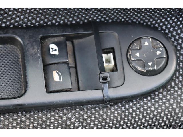 Peugeot 207 sw 1.6 benzine stationwagen | bwjr. 2008 | kenteken: 07-zj-bz - afbeelding 14 van  21