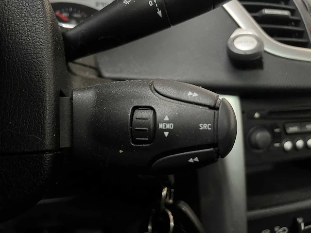 Peugeot 207 sw 1.6 vti xs 120pk 2008, 70-zr-pp - afbeelding 13 van  37