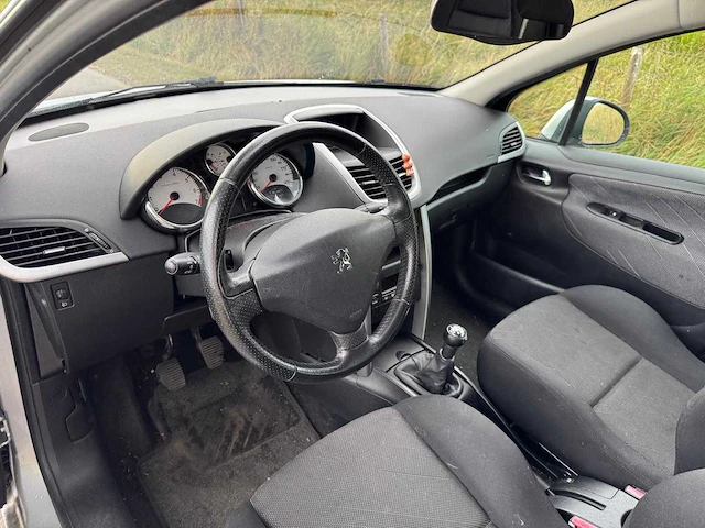 Peugeot 207 sw 1.6 vti xsi prem pano clima 81-xt-sr - afbeelding 4 van  21