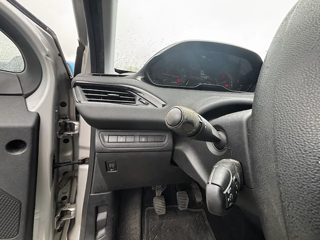 Peugeot 208 1.0i like,2015 - afbeelding 8 van  28