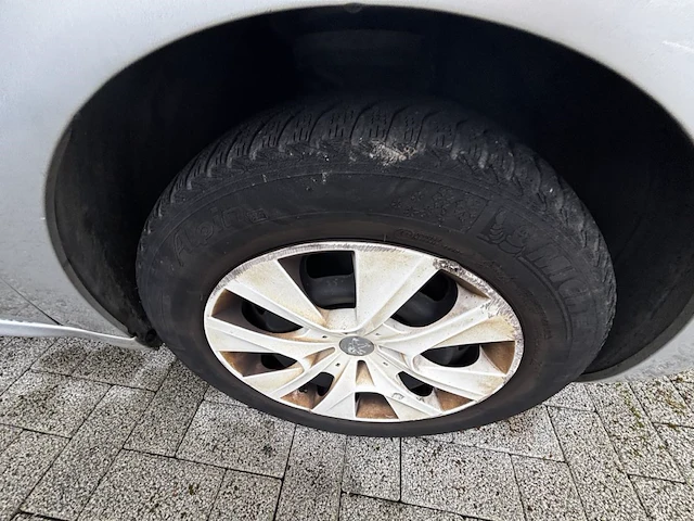 Peugeot 208 1.0i like,2015 - afbeelding 18 van  28