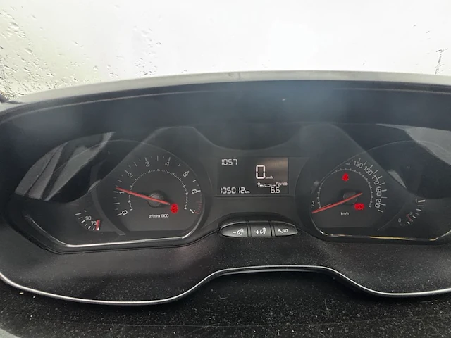 Peugeot 208 1.0i like,2015 - afbeelding 27 van  28