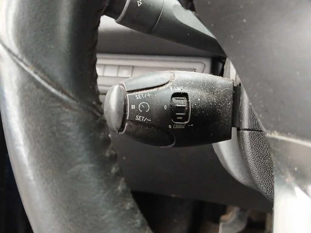 Peugeot 208 1.2 puret. signature, ; xv-849-t - afbeelding 5 van  18