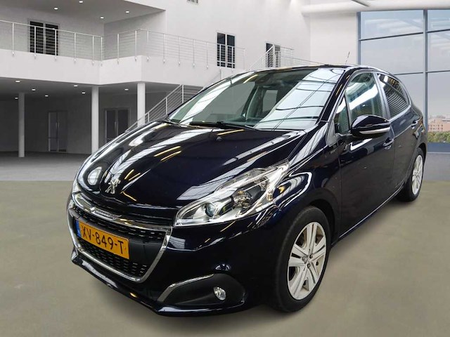 Peugeot 208 1.2 puret. signature, ; xv-849-t - afbeelding 1 van  18
