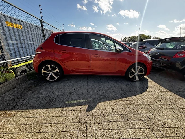 Peugeot 208 1.2 puretech allure s&s 110, 2017 - afbeelding 26 van  31