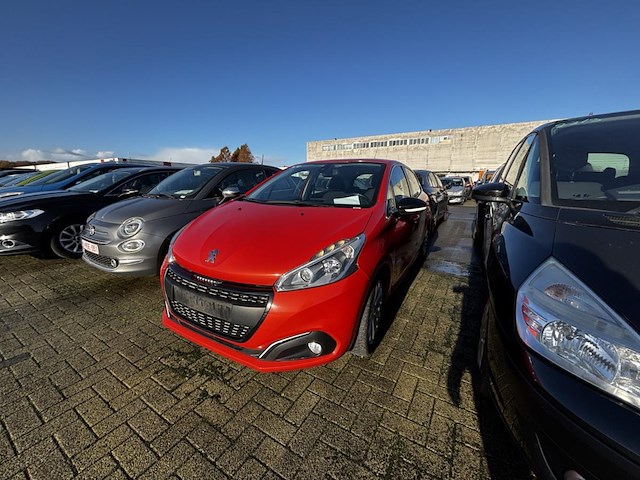 Peugeot 208 1.2 puretech allure s&s,2015 - afbeelding 1 van  27