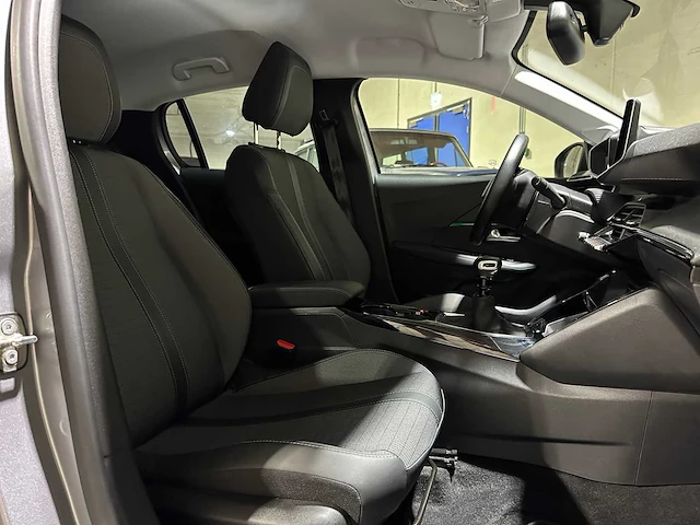 Peugeot 208 1.2 puretech blue lease allure 101pk 2021, l-705-zd - afbeelding 34 van  41