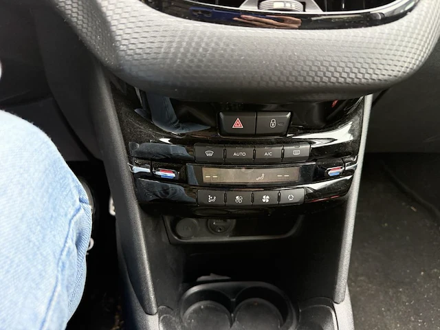 Peugeot 208 1.2 puretech gt line s&s, 2016 - afbeelding 2 van  26