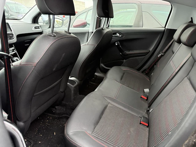 Peugeot 208 1.2 puretech gt line s&s, 2016 - afbeelding 10 van  26