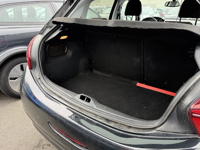 Peugeot 208 1.2 puretech gt line s&s, 2016 - afbeelding 14 van  26
