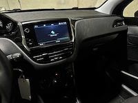 Peugeot 208 1.2 puretech signature 83pk 2019, xr-330-v - afbeelding 19 van  40