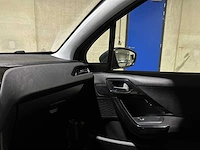 Peugeot 208 1.2 puretech signature 83pk 2019, xr-330-v - afbeelding 20 van  40