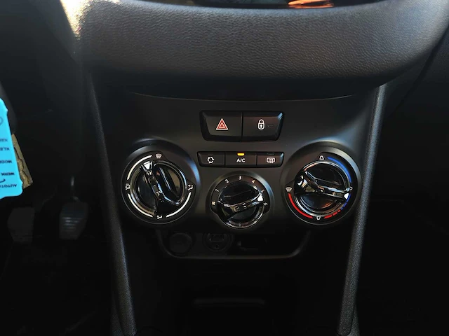 Peugeot 208 1.2 puretech style, gh-920-b - afbeelding 7 van  37