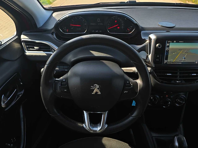 Peugeot 208 1.2 puretech style, gh-920-b - afbeelding 14 van  37