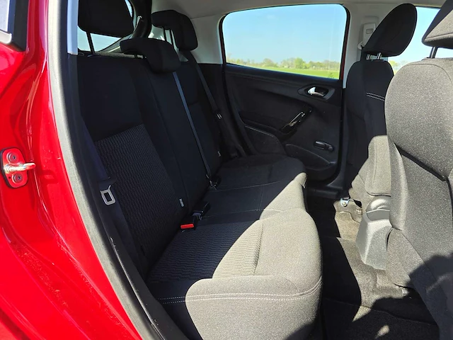 Peugeot 208 1.2 puretech style, gh-920-b - afbeelding 22 van  37