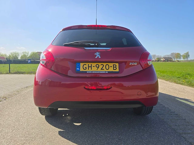 Peugeot 208 1.2 puretech style, gh-920-b - afbeelding 32 van  37