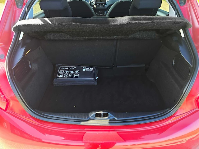 Peugeot 208 1.2 puretech style, gh-920-b - afbeelding 33 van  37