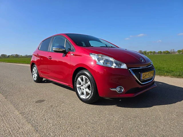 Peugeot 208 1.2 puretech style, gh-920-b - afbeelding 36 van  37