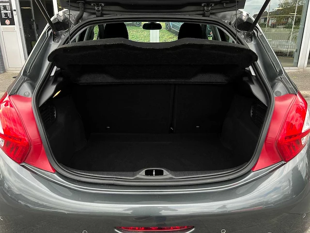 Peugeot 208 1.2 puretech style pack 2015 | gg-294-h - afbeelding 18 van  19