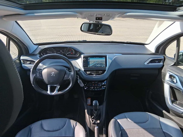 Peugeot 208 1.2 turbo allure 2015 | gv-650-j - afbeelding 21 van  31