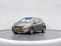 Peugeot 208 1.2 turbo style car 2015 | 8-zjb-97 - afbeelding 1 van  26