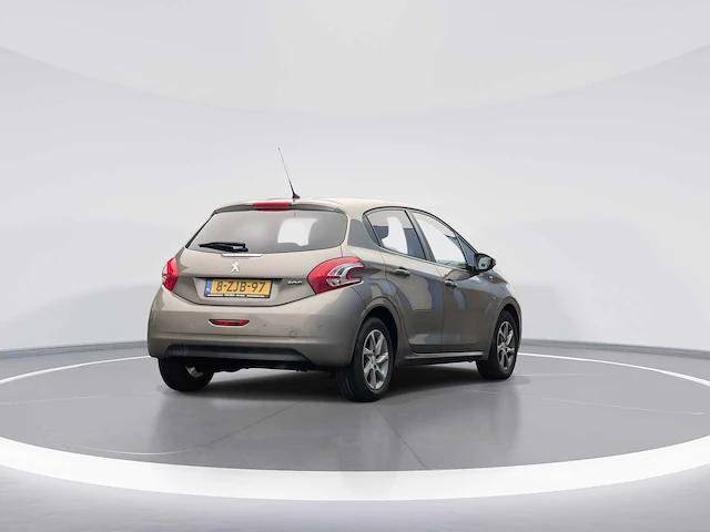 Peugeot 208 1.2 turbo style car 2015 | 8-zjb-97 - afbeelding 22 van  26