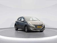 Peugeot 208 1.2 turbo style car 2015 | 8-zjb-97 - afbeelding 24 van  26