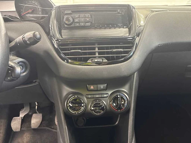 Peugeot 208 1.2 vti access , g-462-xp - afbeelding 10 van  16