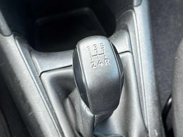 Peugeot 208 1.2 vti active - 2012 | 20-xvh-7 - afbeelding 14 van  26
