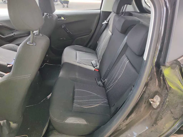 Peugeot 208 1.2 vti active , 34-zbn-2 - afbeelding 7 van  10