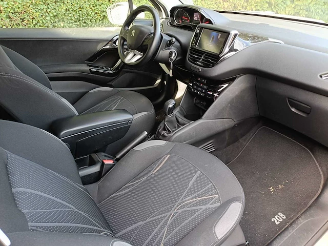 Peugeot 208 1.2 vti active , 63-xsg-6 - afbeelding 13 van  21