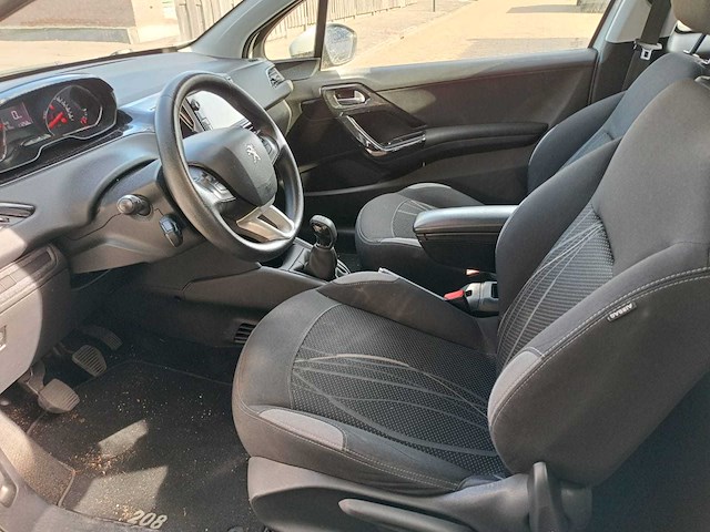 Peugeot 208 1.2 vti active , 63-xsg-6 - afbeelding 17 van  21