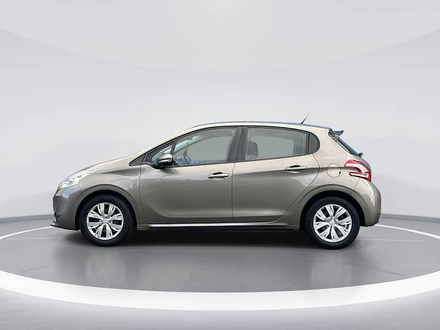 Peugeot 208 1.2 vti active car 2012 | 84-xzz-3 - afbeelding 18 van  24