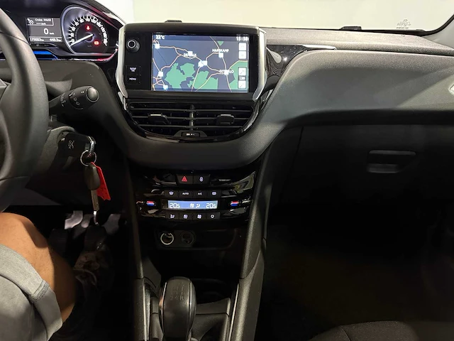 Peugeot 208 1.2 vti allure, 4-svg-44 - afbeelding 3 van  13