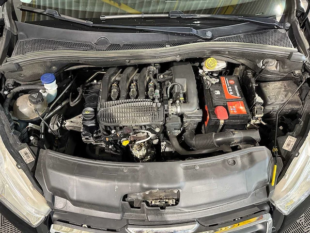 Peugeot 208 1.2 vti allure, 4-svg-44 - afbeelding 4 van  13